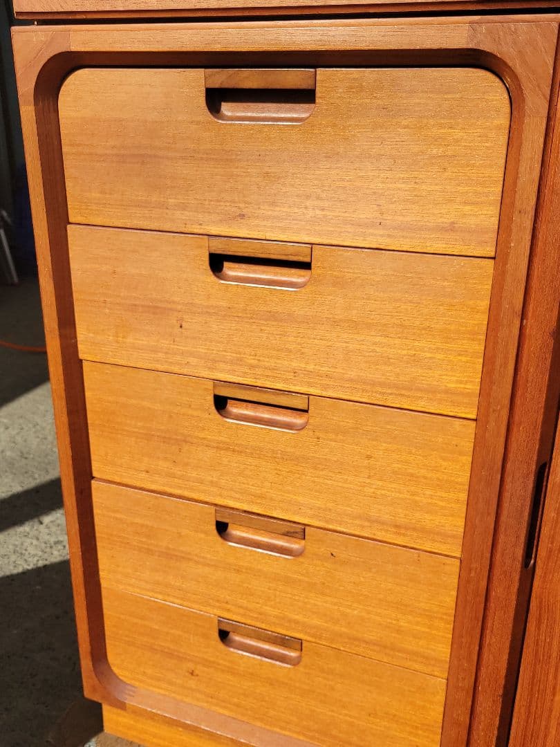 レトロ 木製 ガラス扉付き 食器棚 本棚 収納棚 ヴィンテージ調 キャビネット