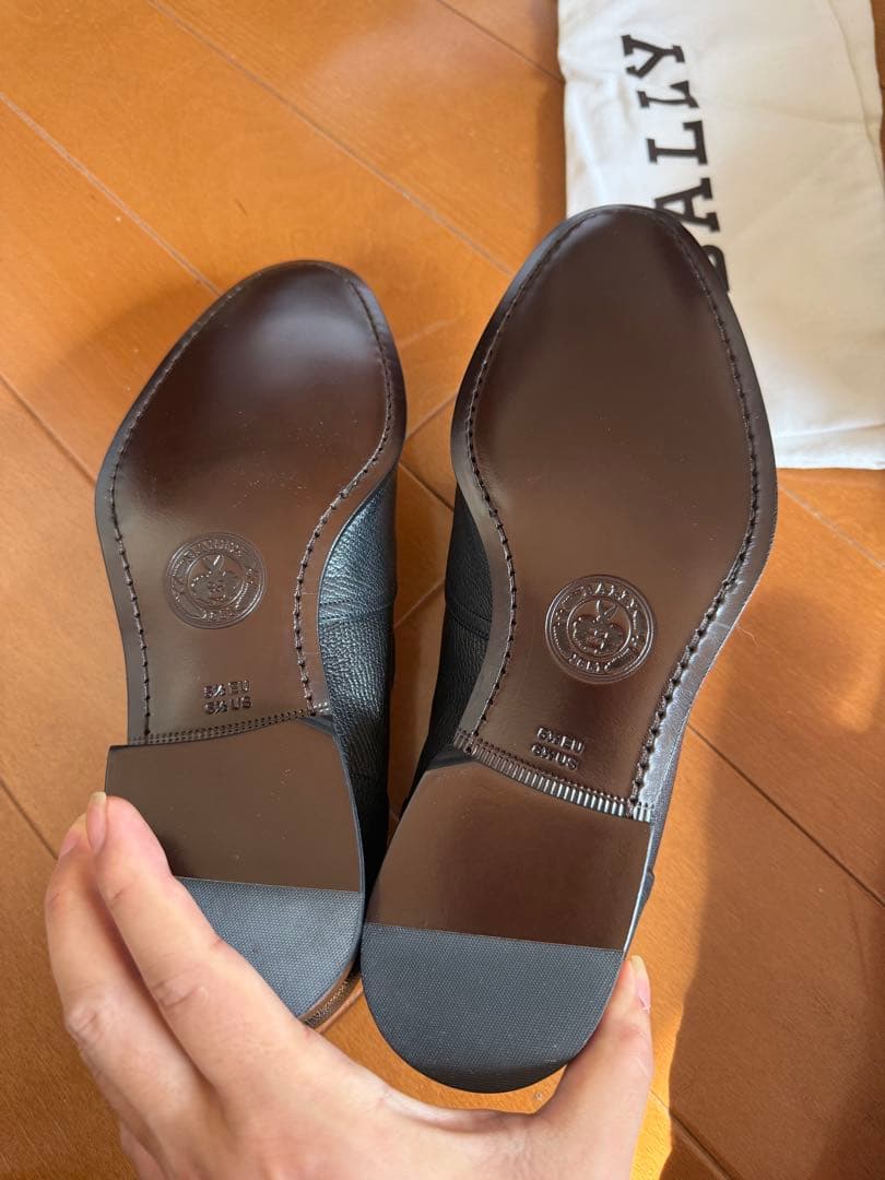 BALLY ブラック ローファー タッセル　サイズ5.5