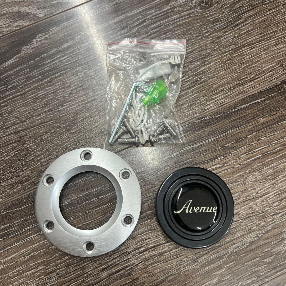 アベニューパフォーマンス　ウッドｘアルミニウム　USDM　ステアリング　ハンドル