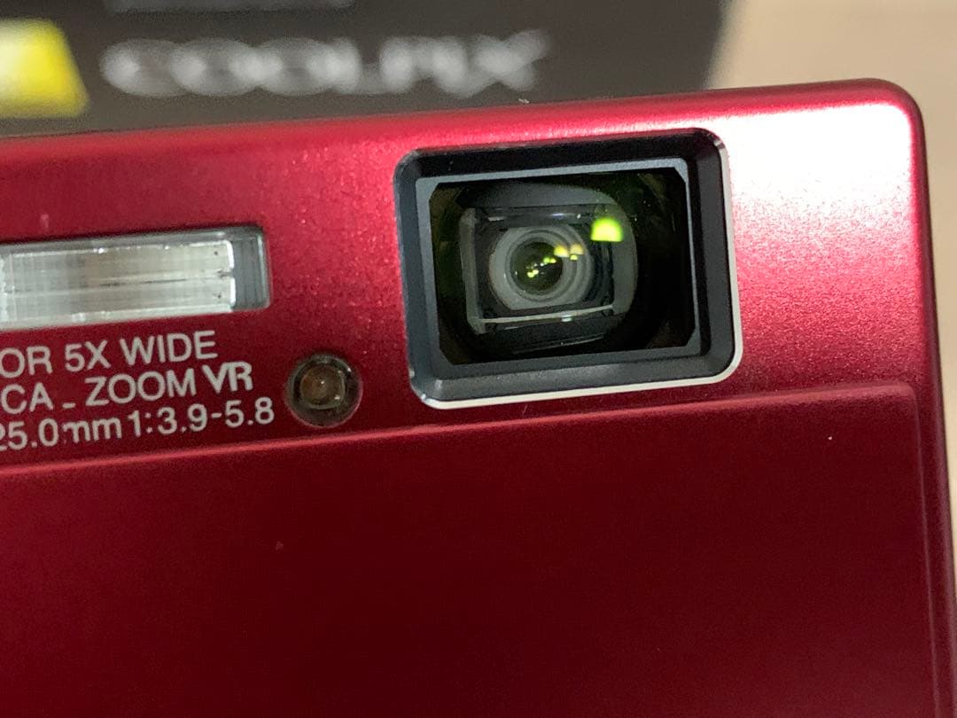 ニコン　coolpix S70 RED 極美品　クールピクス　チャージャー付き