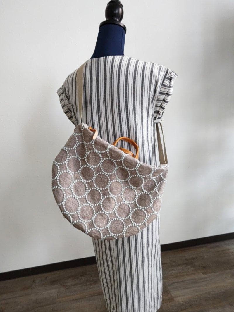 【相談用】ミナペルホネン/タンバリンネイビー×白/ラウンドショルダーLサイズ