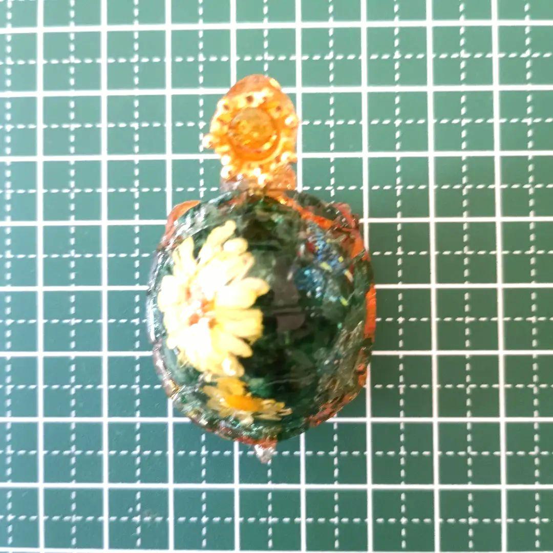 Rー101　オルゴナイト　王冠亀さん　縁起物　置物