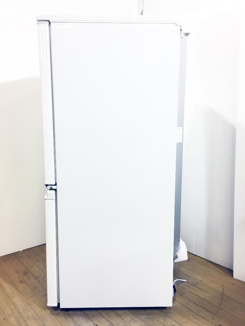 送料無料★SHARP 137L 冷蔵庫【SJ-D14C-W】