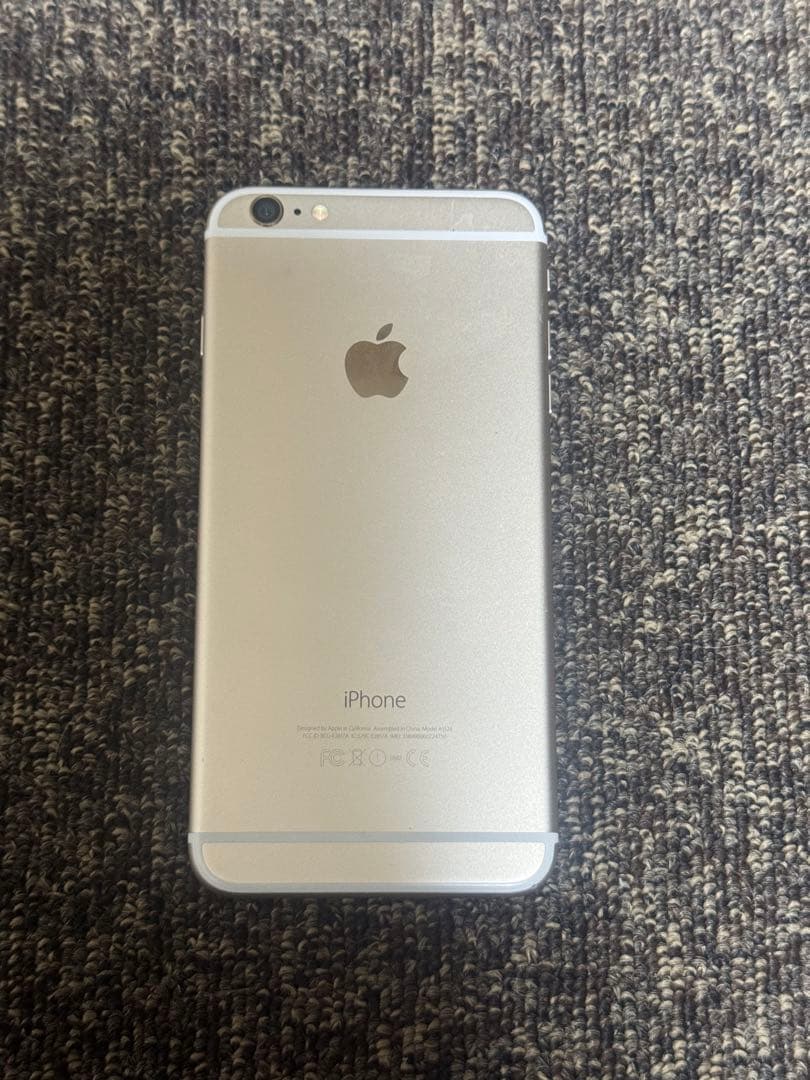 iPhone 6 plus ゴールド　128GB