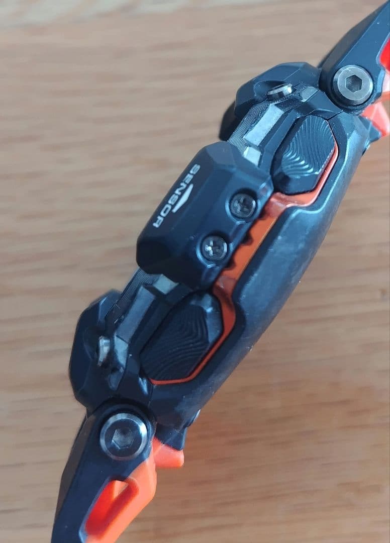 Gショック GBD-H2000-1AJR