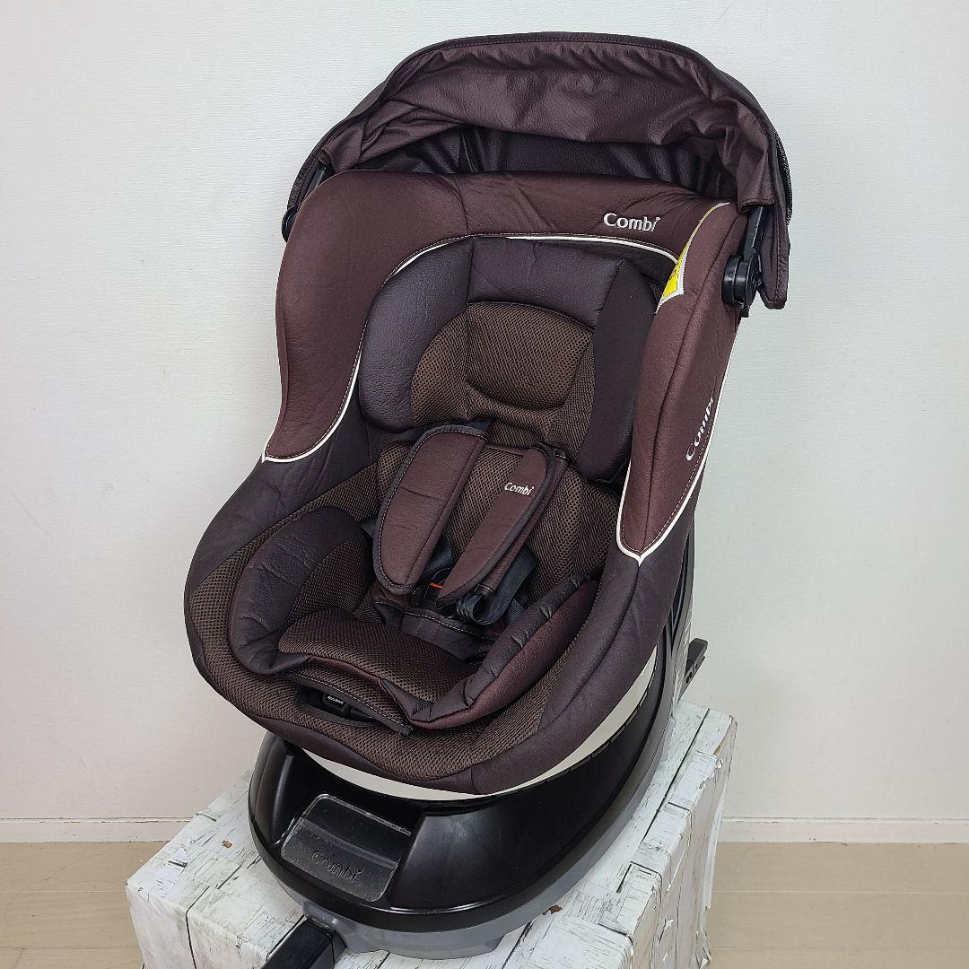 ゆ*様 美品　チャイルドシート　新生児から4才　ジュニアシート　コンビ　ISOF