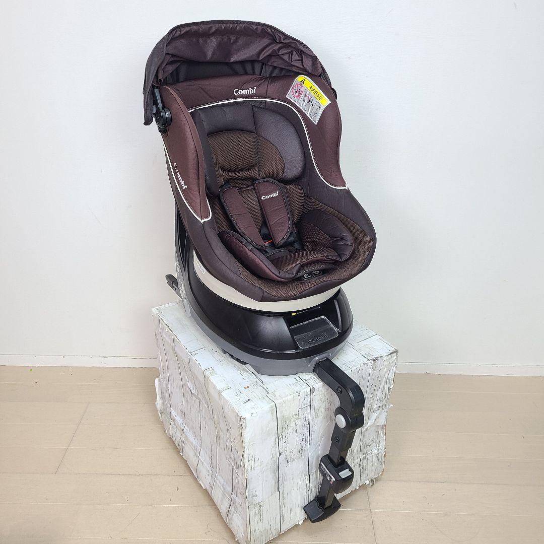 ゆ*様 美品　チャイルドシート　新生児から4才　ジュニアシート　コンビ　ISOF