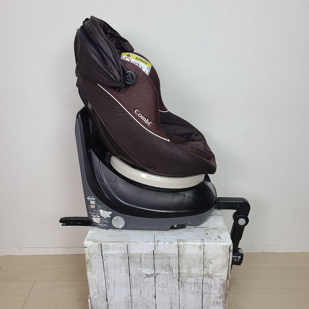 ゆ*様 美品　チャイルドシート　新生児から4才　ジュニアシート　コンビ　ISOF