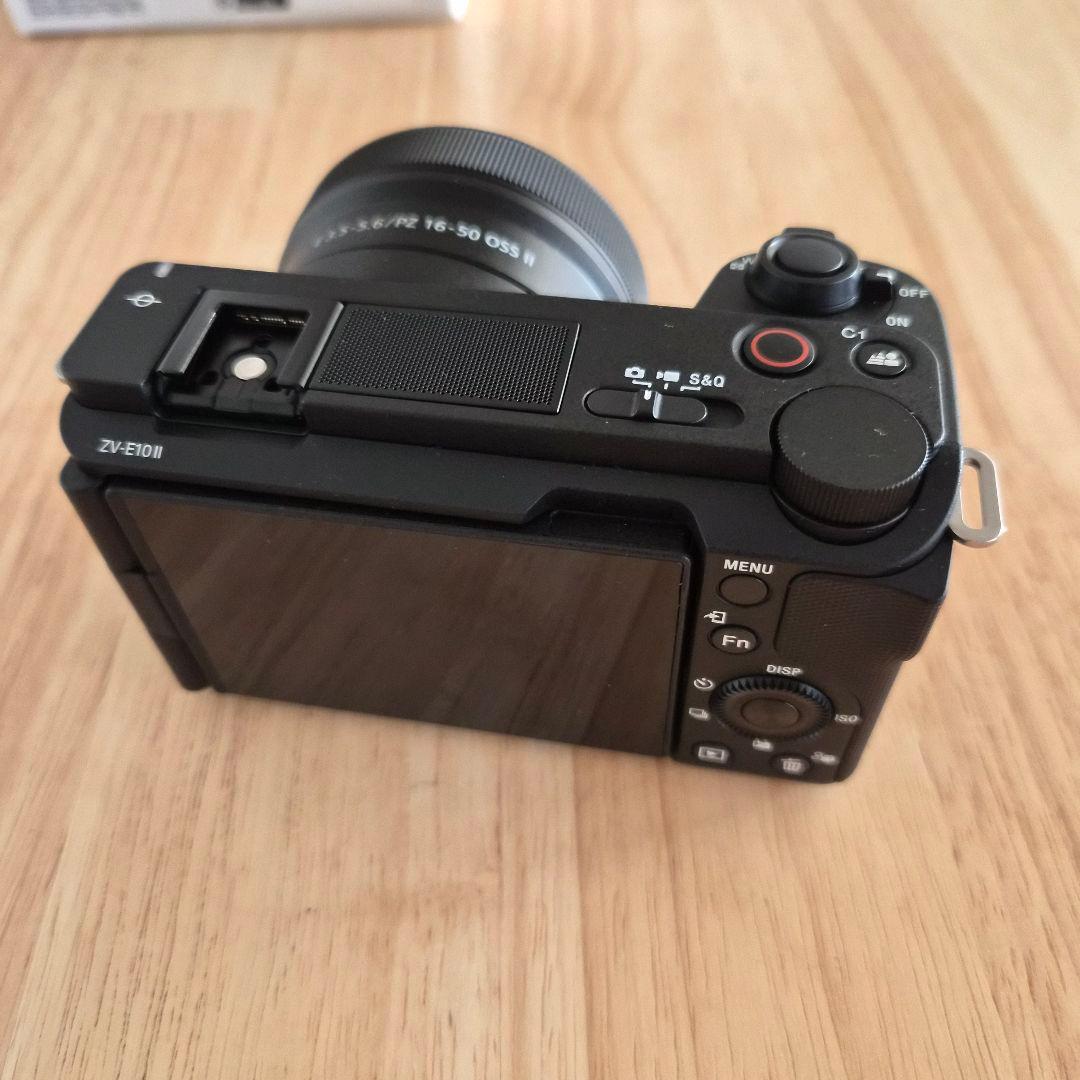 【ほぼ新品】SONY ZV-E10M2 ズームレンズキット