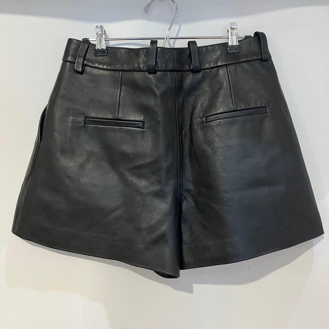 【M3】3.1 Phillip Lim ブラックレザーショートパンツ サイズ2