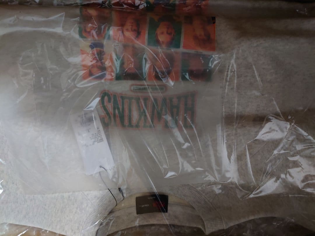 L STRANGER THINGS　アソートスウェットプルオーバー　オートミール