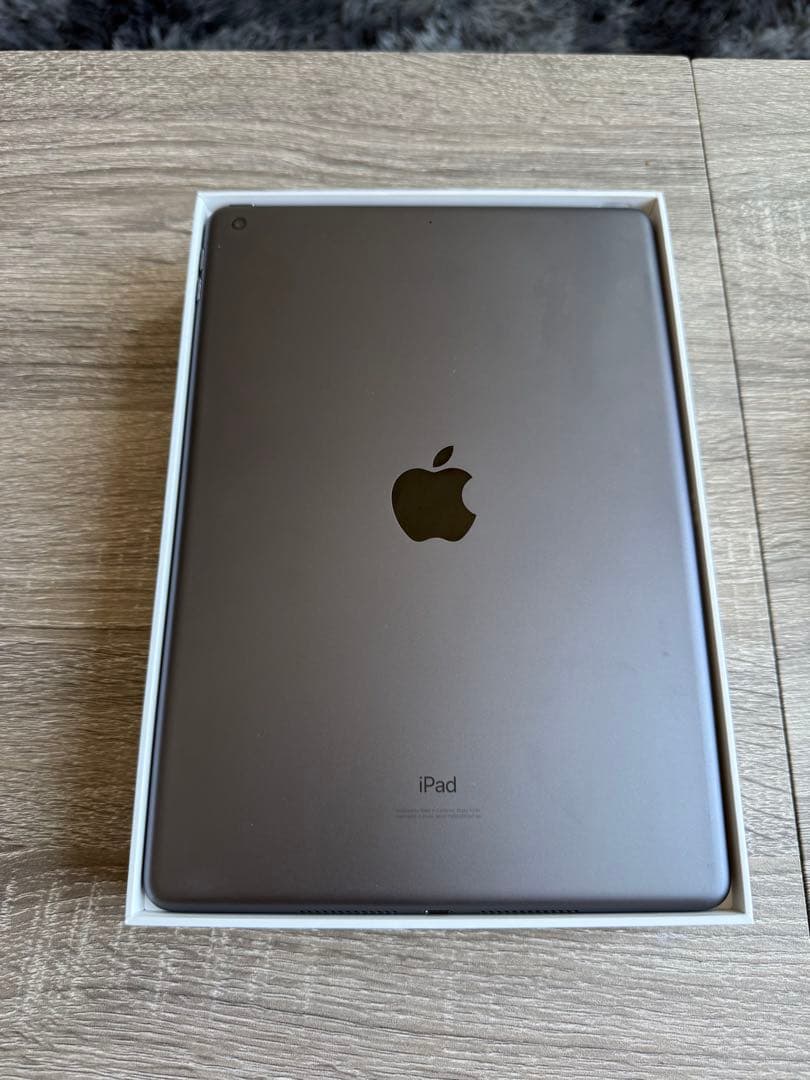 美品iPad 第7世代 10.2インチ 32GB WiFi スペースグレー