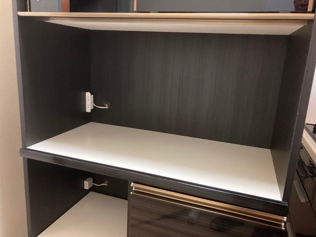 ダークブラウン 食器棚 ガラス扉 引き出し付き