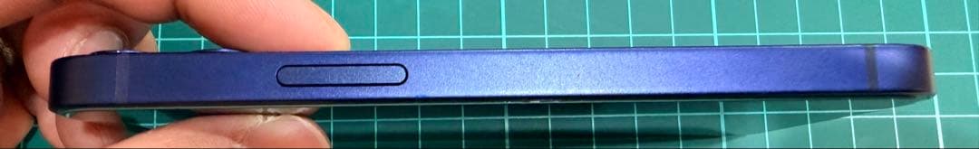 iPhone12mini 64GB ブルー　中古　SIMロック解除済②