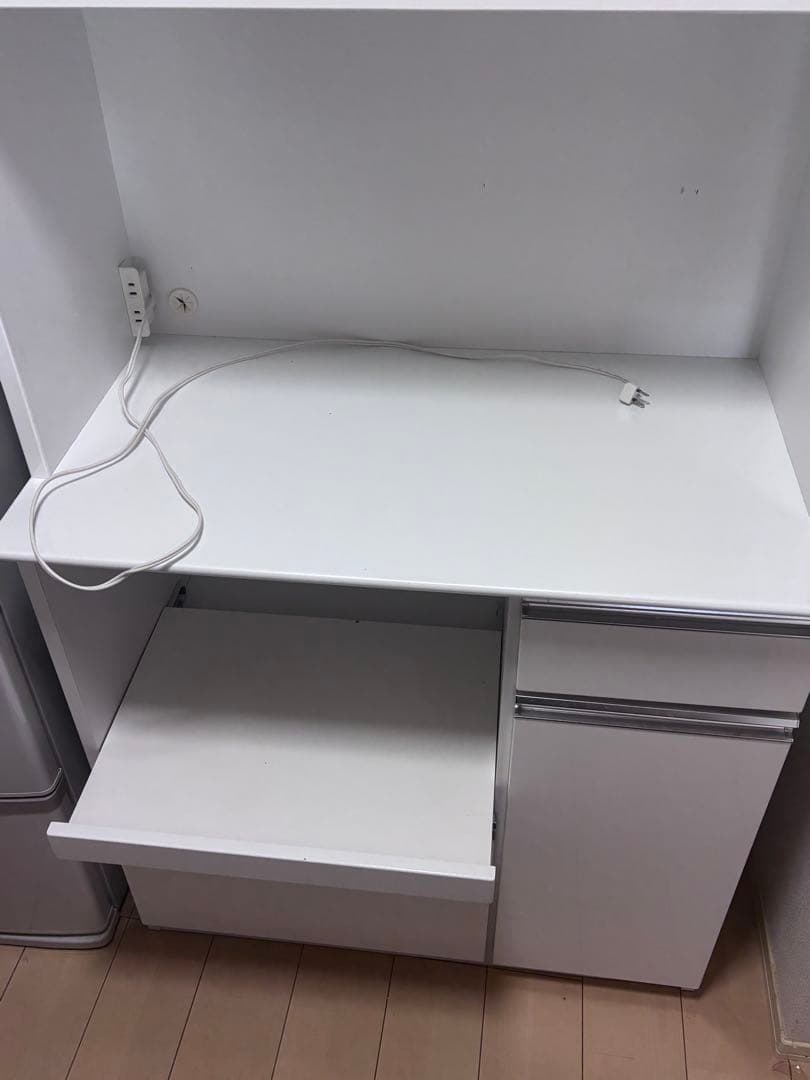 食器棚　カップボード　キッチンボード