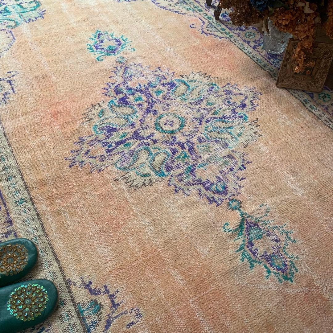 大判　トルコヴィンテージラグ　239×138 オーバーダイ　ペールオレンジ