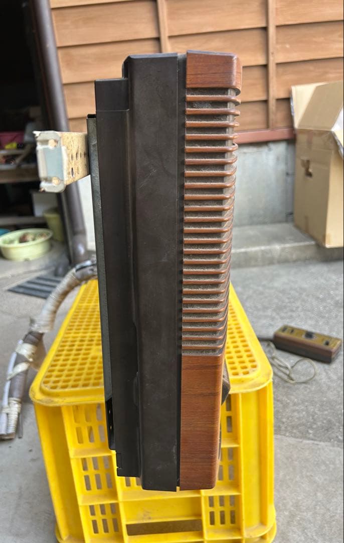 期間限定値下げ【ジャンク品】室内機のみ　昭和レトロ　エアコン　霧ヶ峰