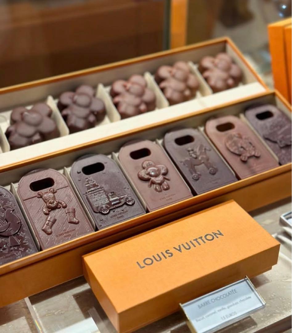 菓子 LOUIS VUITTON \"DAMIER\" TABLET CHOCOLATE