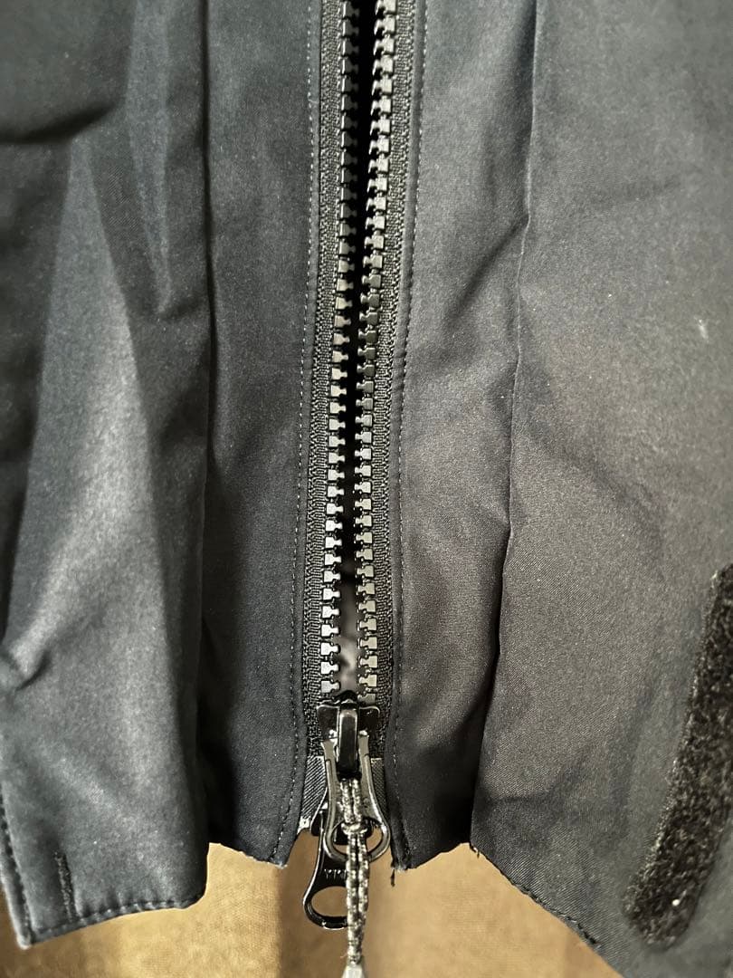 MAMMUT 黒 ダウンジャケット フード付き