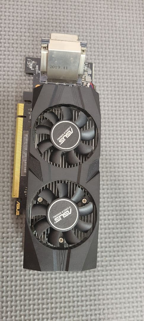 ASUS デュアルファン gtx1650