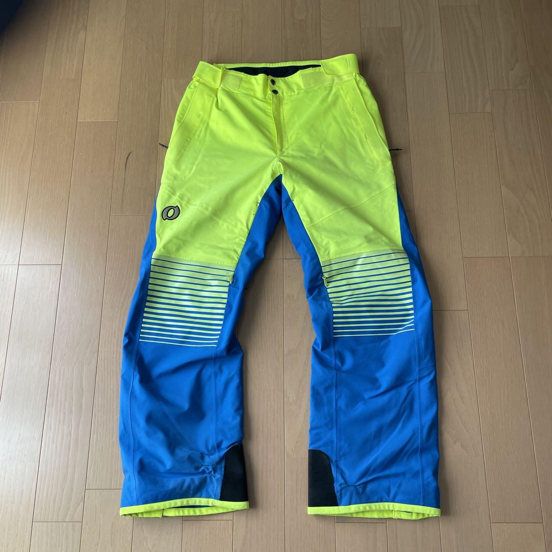 オンヨネ　ONYONE スキーウェア　デモチーム　サイズL中古　サロモンチーム