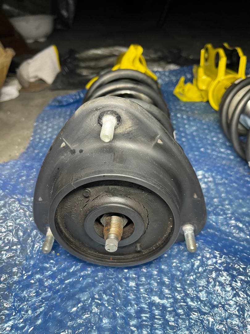 TRD 全長式サスペンション　車高調フルタップ 86 BRZ ZN6 ZC6