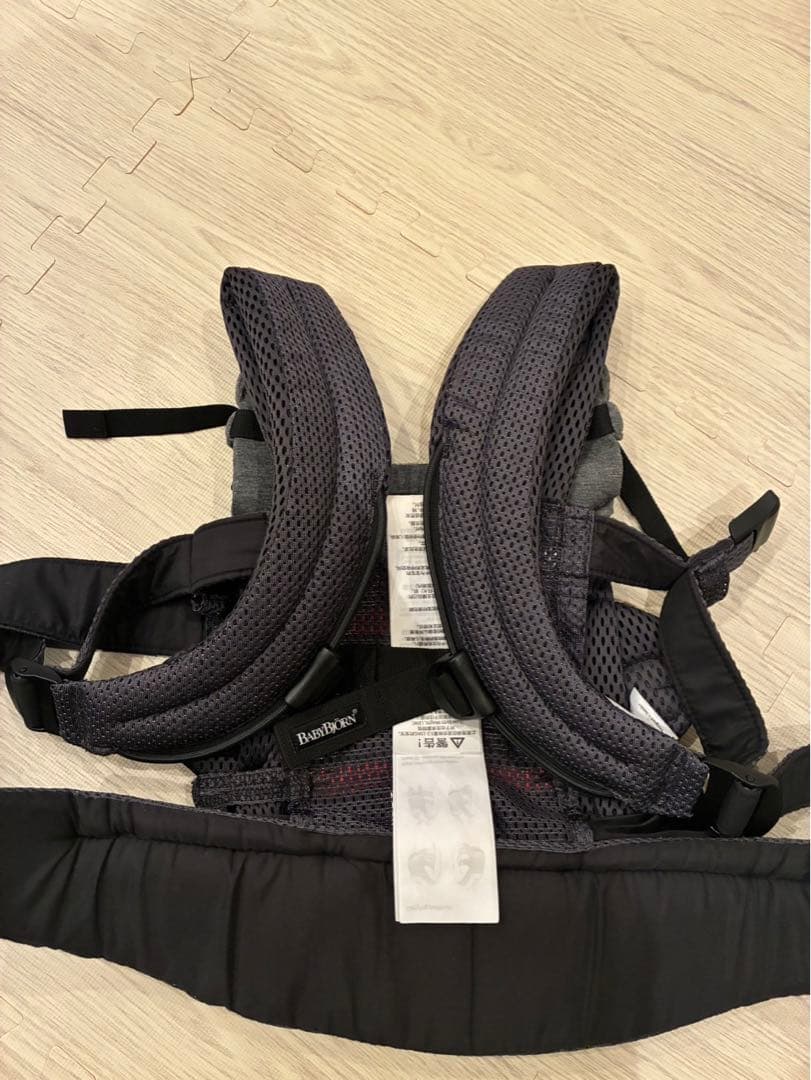 美品 BABYBJÖRN ハーモニー抱っこ紐 アンスラサイト