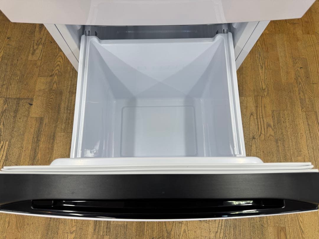 F031 Hisense ２ドア　冷蔵庫　2020年　134L 右開き