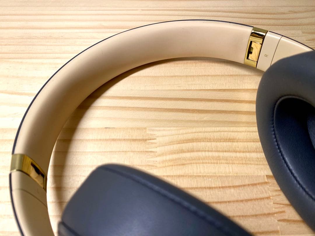 Beats studio3 ワイヤレスヘッドホン ブラック/ゴールド