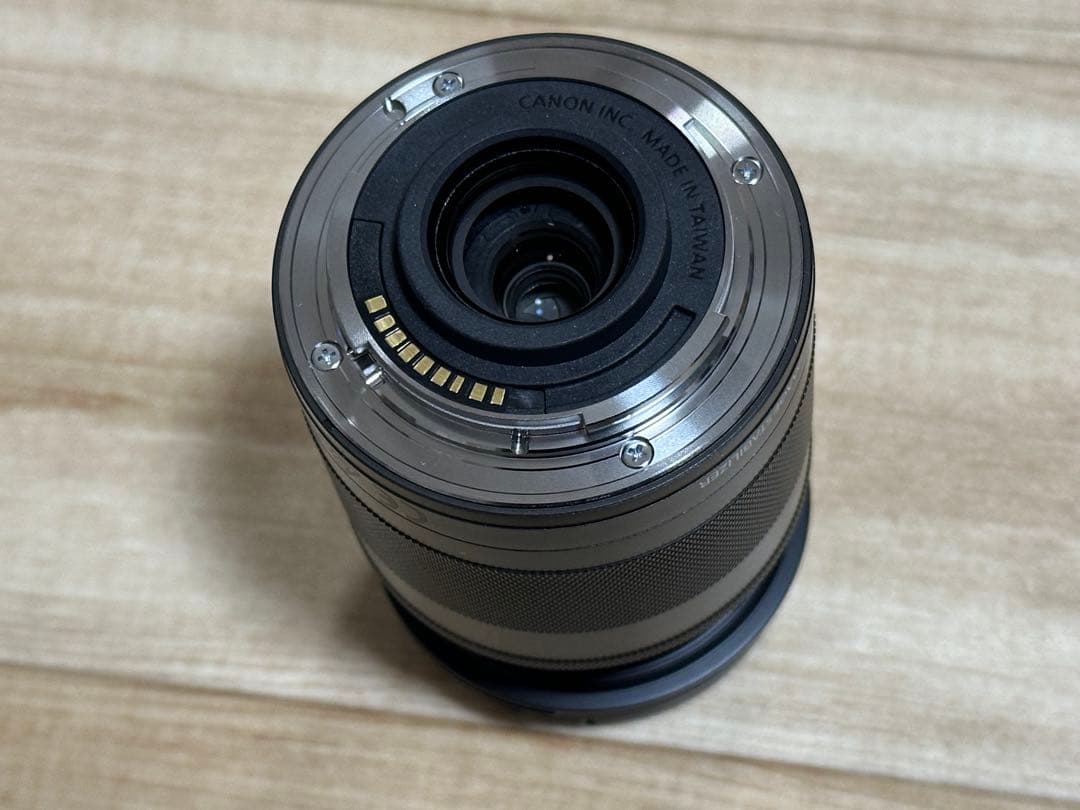 Canon EOS M3 ミラーレスカメラ 超広角ズームレンズ付き