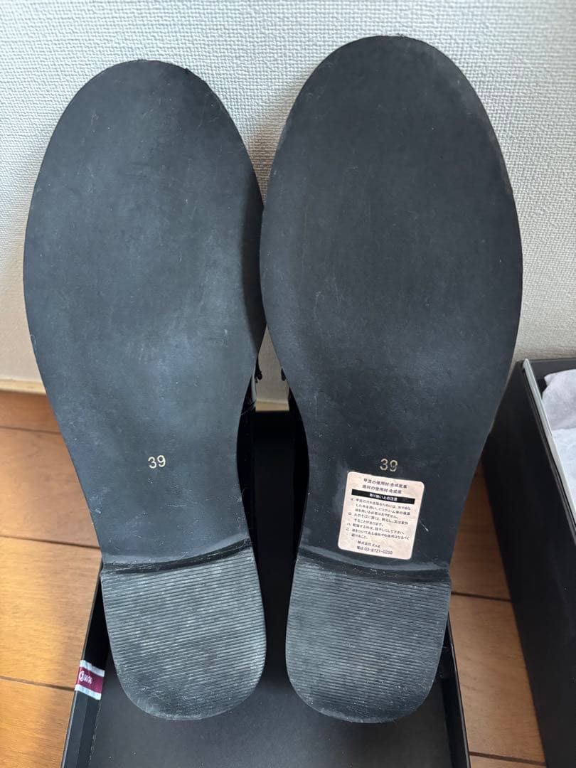 GEMMA パテント ローファー リーガル トッズ ジミーチュウ ルブタン