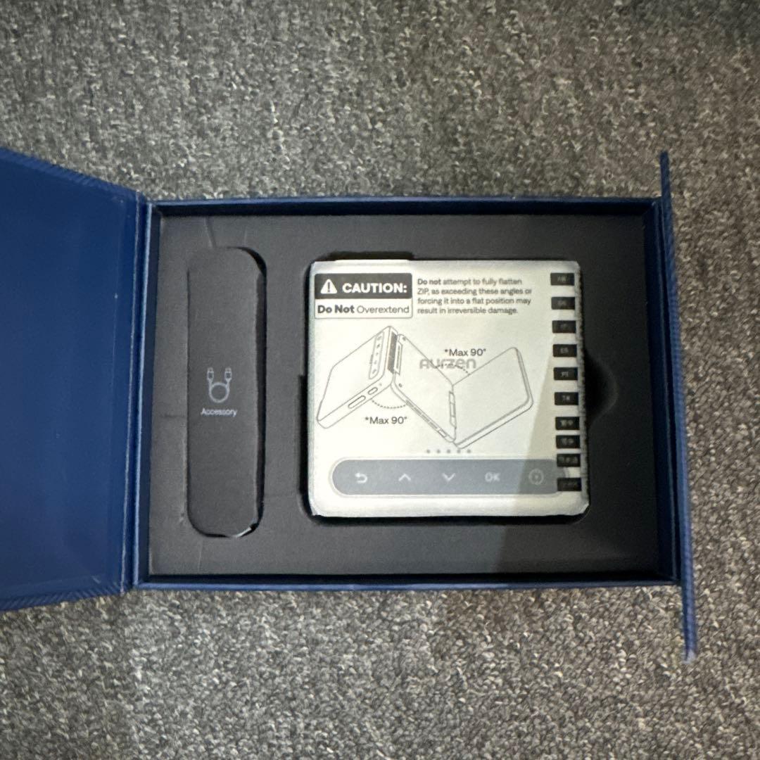 Aurzen ZIP 超ポータブルプロジェクター