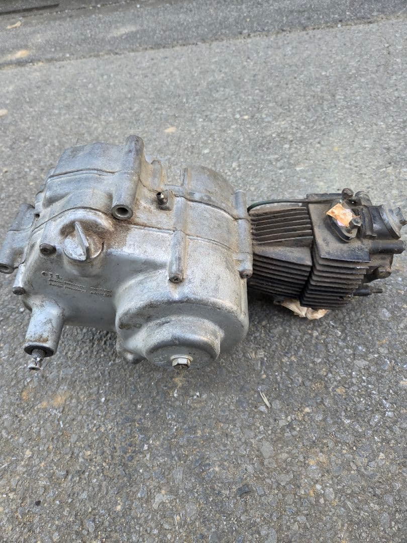 c100 c105 カブ　エンジン