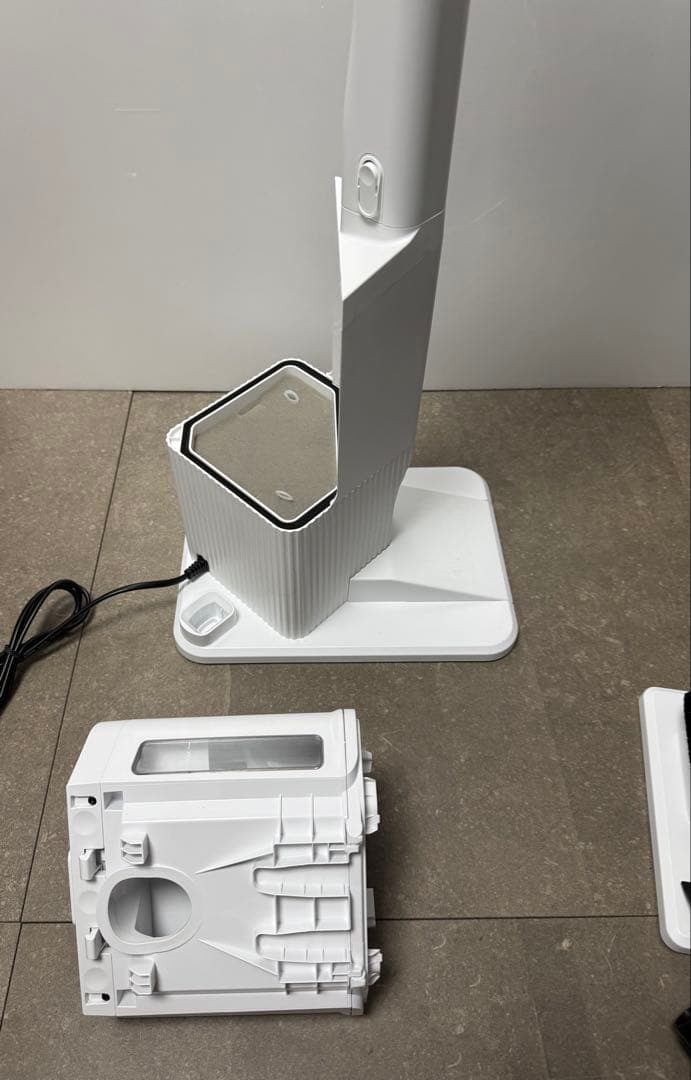 shark◇CleanSense iQ+◇IW3241J ライトチタニウム