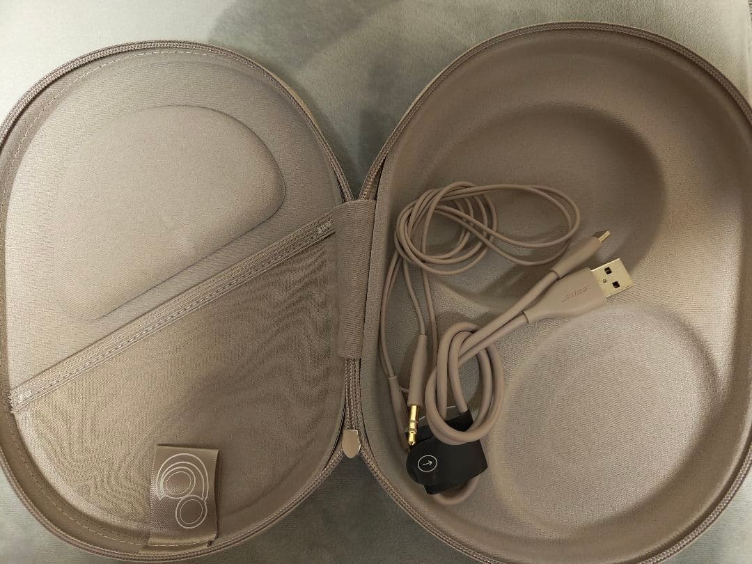 本日のみBose QuietComfort Ultra サンドストーン ケース有