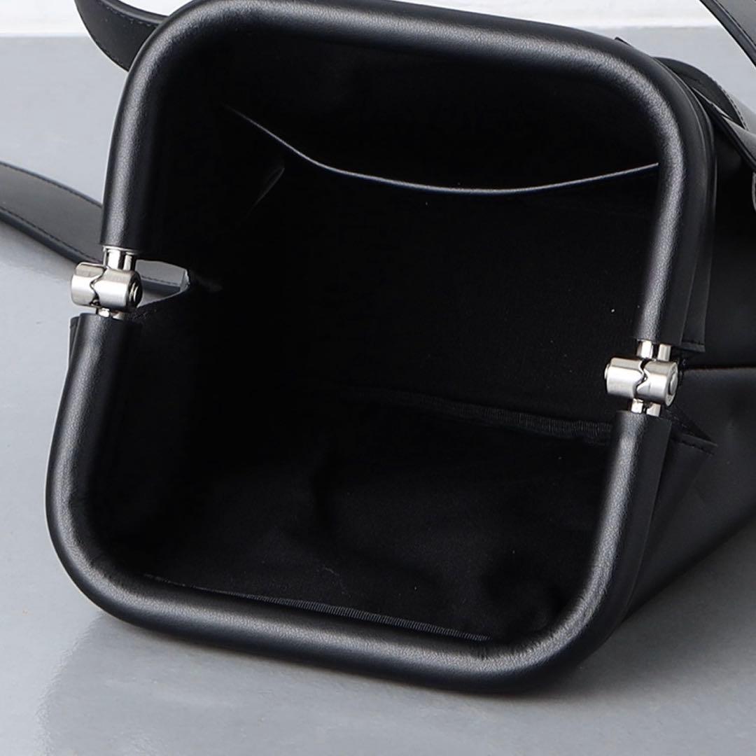 osoi mini brot bag ブラック