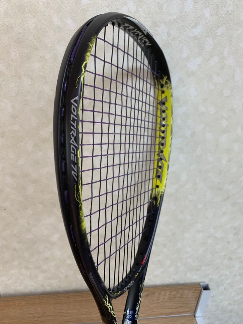 ヨネックス VOLTRAGE 7V テニスラケット 黒/黄 ソフトテニス