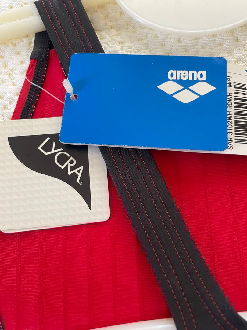 h*i様 arena 競泳用水着 レッド/ホワイト/ブラック