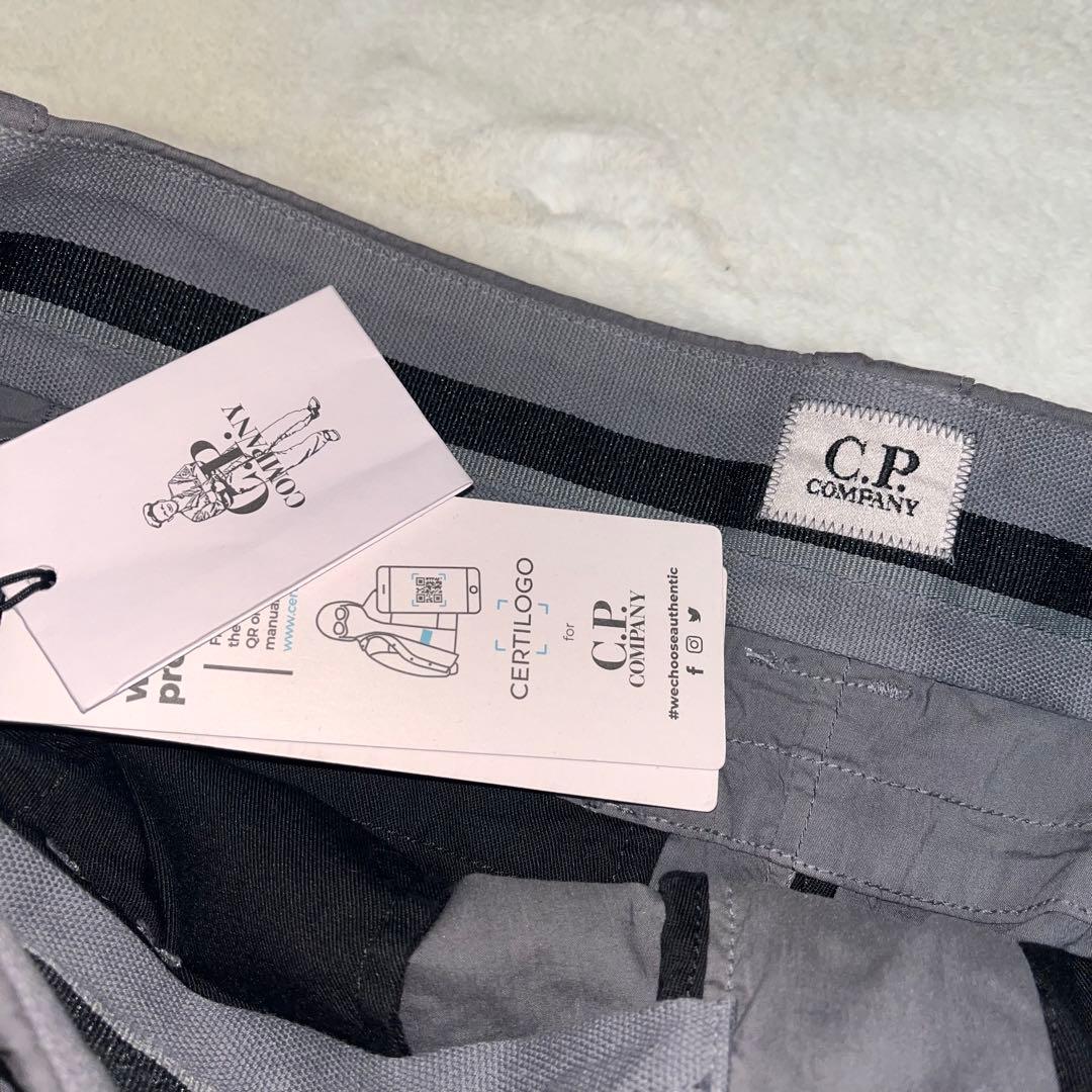 最*整様 【新品】C.P. COMPANY グレー ナイロンパンツ 48 上杉柊