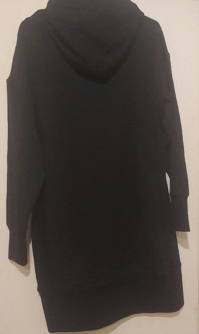 ５日まで特別価格　新品未使用タグ付き　ラコステLACOSTE ワンピース