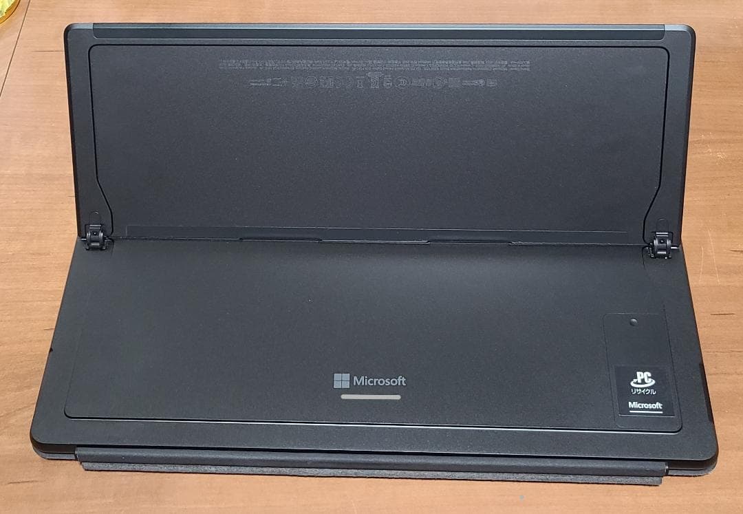 Gentle.Snake★Surface Pro 9 グラファイト