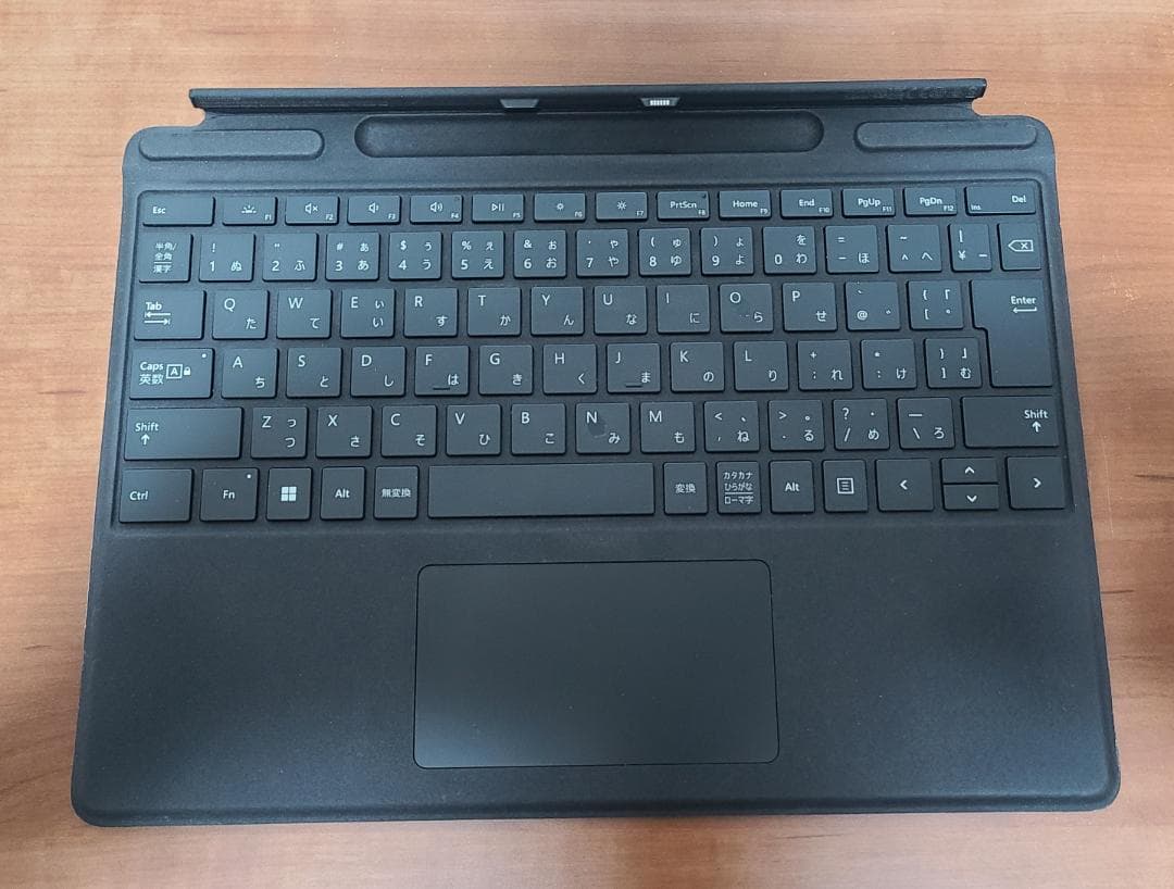 Gentle.Snake★Surface Pro 9 グラファイト