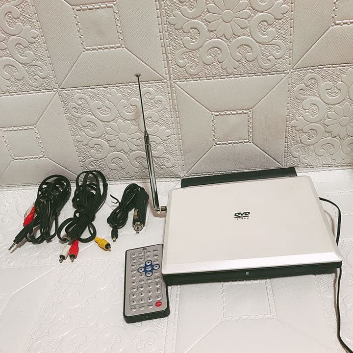 GREENHOUSE 7型液晶 TVチューナー内蔵ポータブルDVDプレーヤー