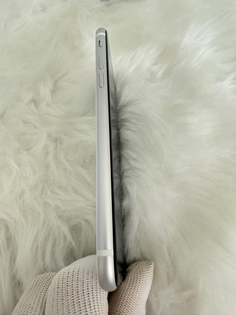 iphone SE 第2世代 ホワイト64GB 国内版 SIMフリー「箱付き」