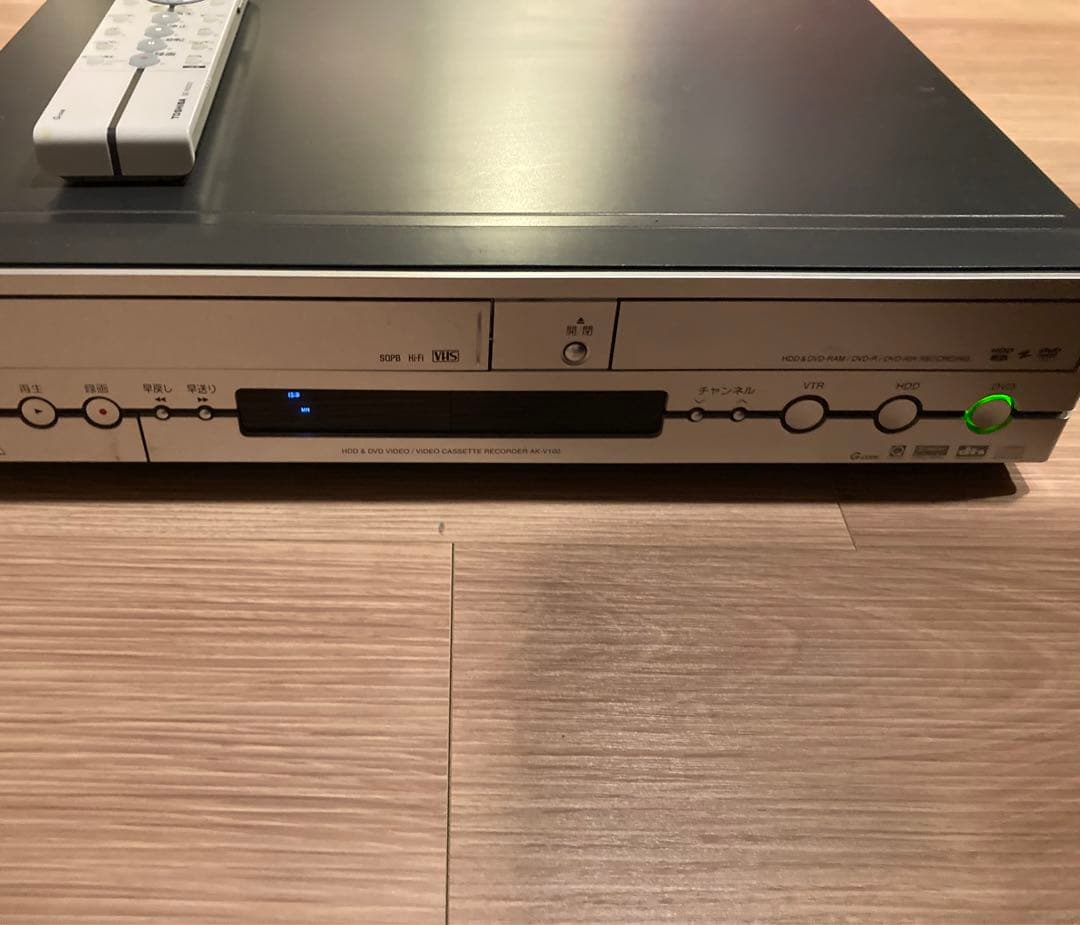 TOSHIBA VHS/DVD/HDD ビデオデッキ AK-V100 動作確認済