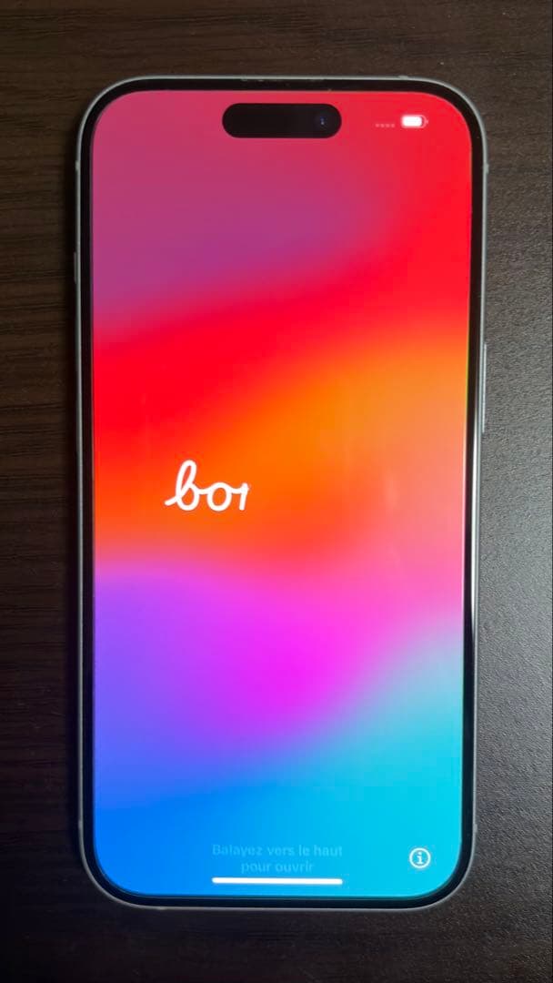 iPhone15 256GB 本体