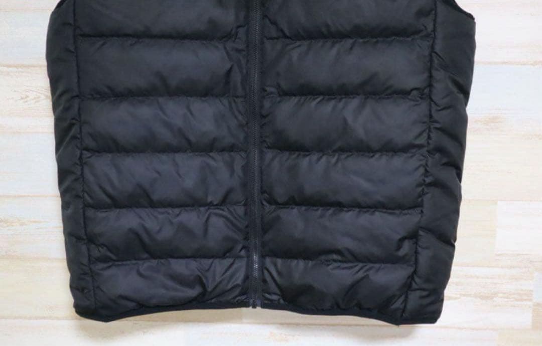 新品 Oサイズ アディダス　メンズ　エッセンシャルズ ダウンベスト 黒