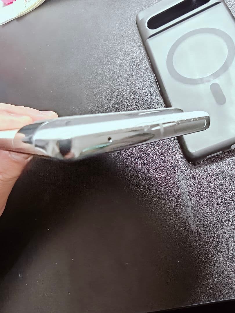 Google Pixel 7 Pro 256G 本体とケース