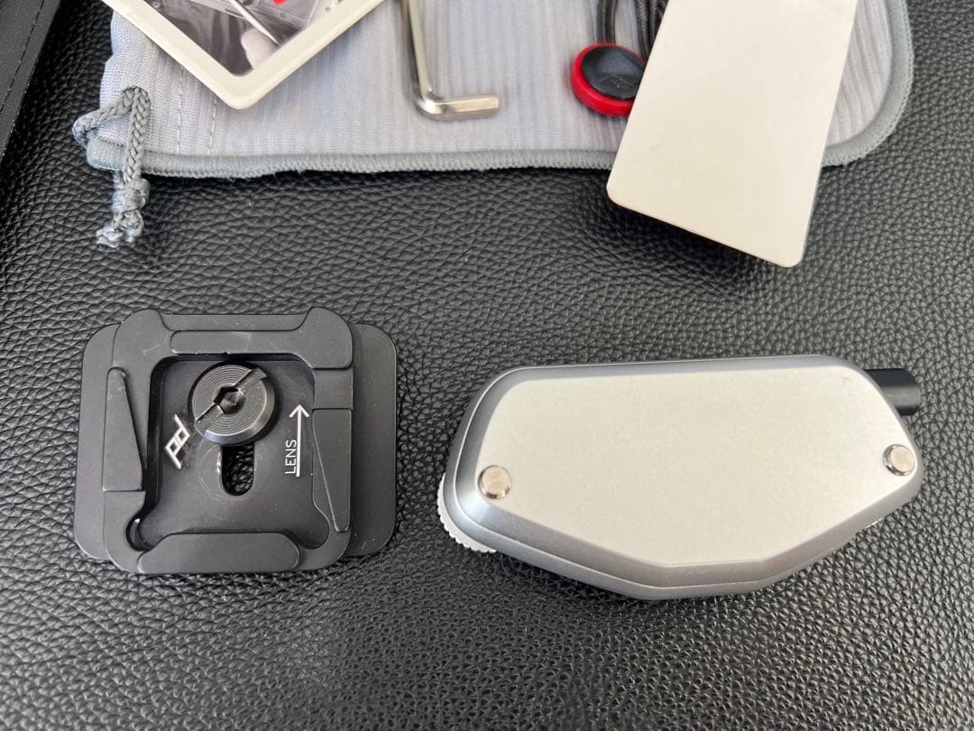 Peak Design ピークデザイン　キャプチャー＋デュアルプレートセット　銀