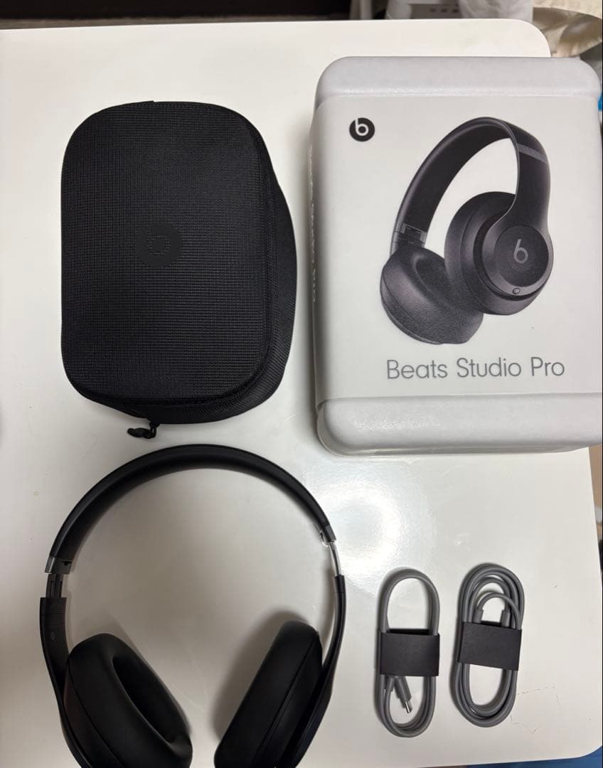 美品　Beats Studio Pro ブラック